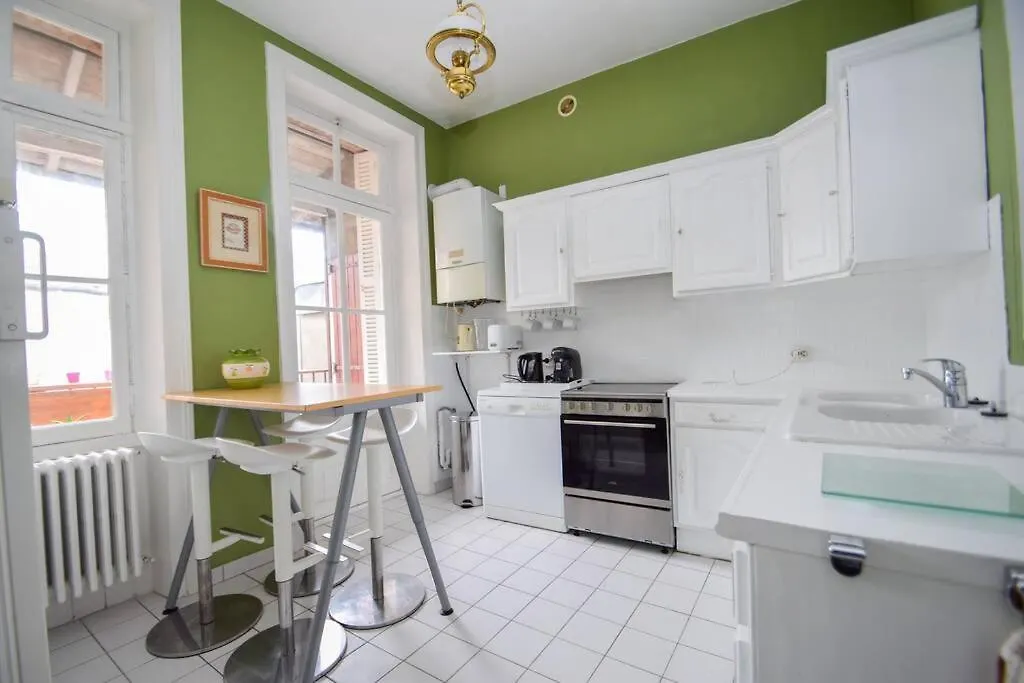 Ferienwohnung Appt 5 Pers Au Coeur De Dinard Classe 2 Etoiles Frankreich