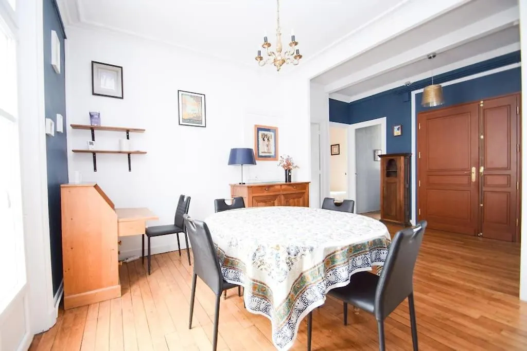 Apartment Ferienwohnung Appt 5 Pers Au Coeur De Dinard Classe 2 Etoiles